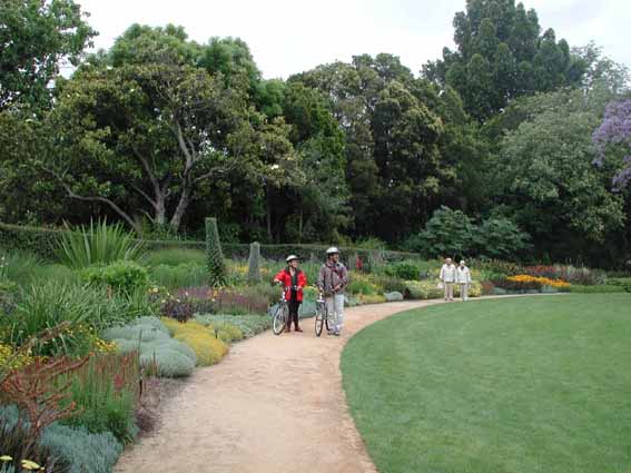 Royal Botanic Gardens 2.jpg